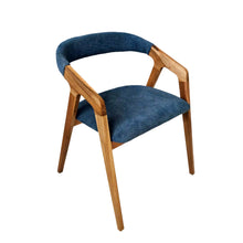 Julia chair