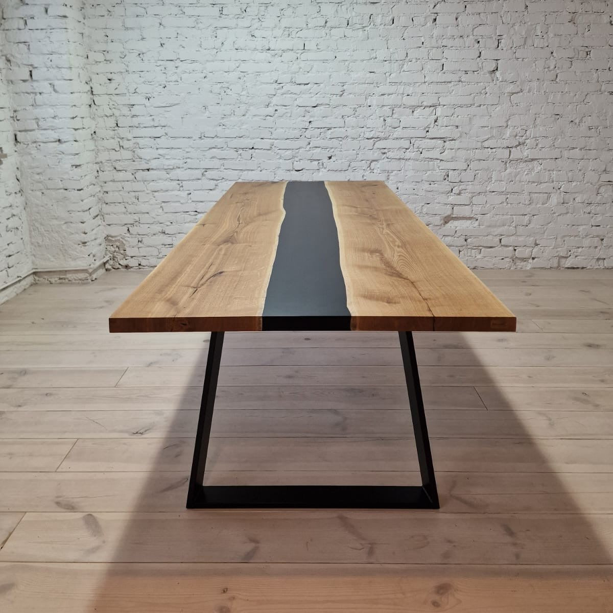 Wabi Black Epoxy Table | S10Home