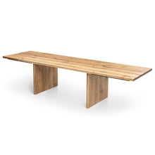 oak dining table